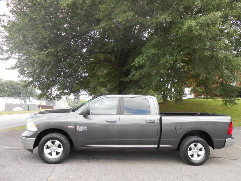 ram ram 1500 classic 2020 1C6RR7TT1LS106260 image ram ram 1500 classic 2020 1C6RR7TT1LS106260 image